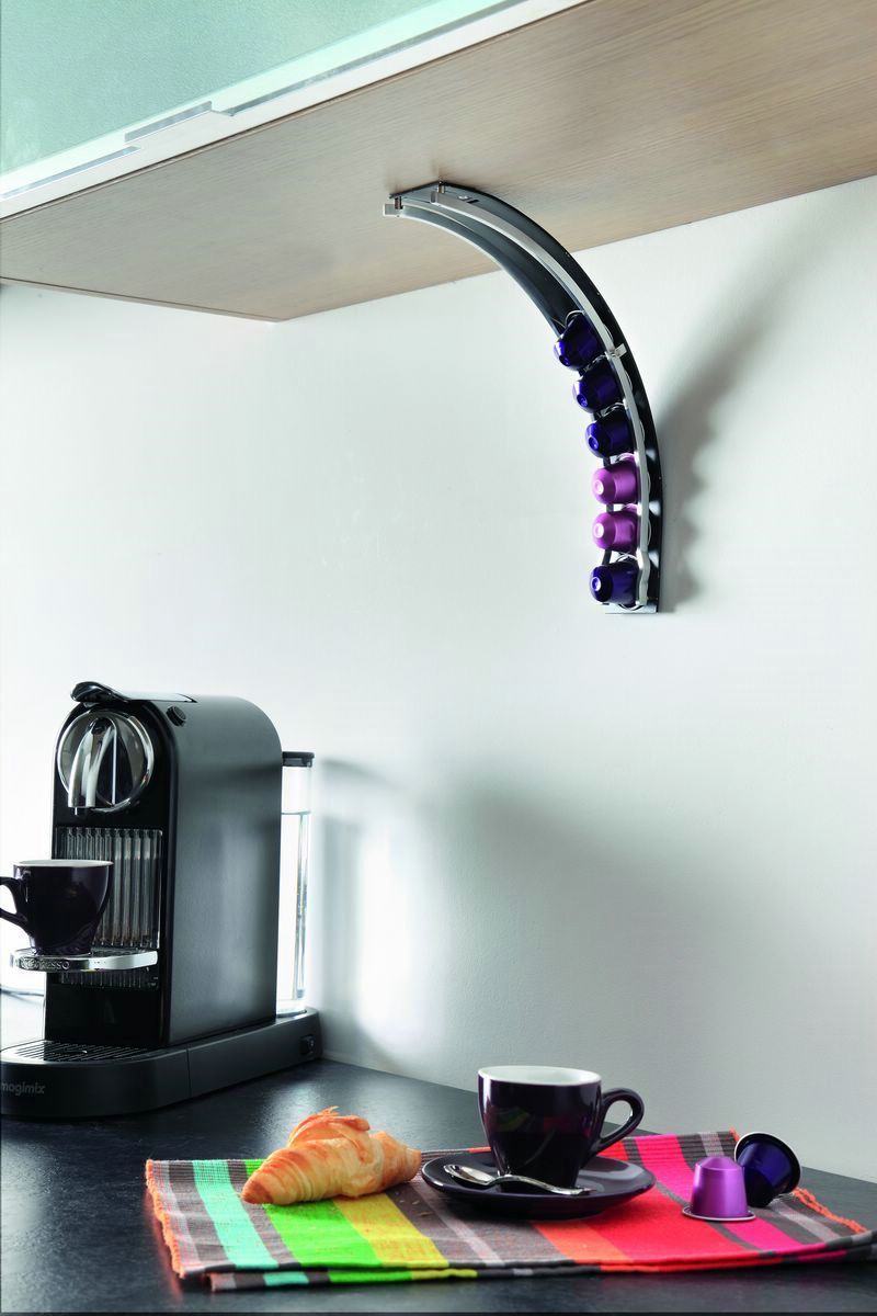 Porte capsules Nespresso sous meuble haut