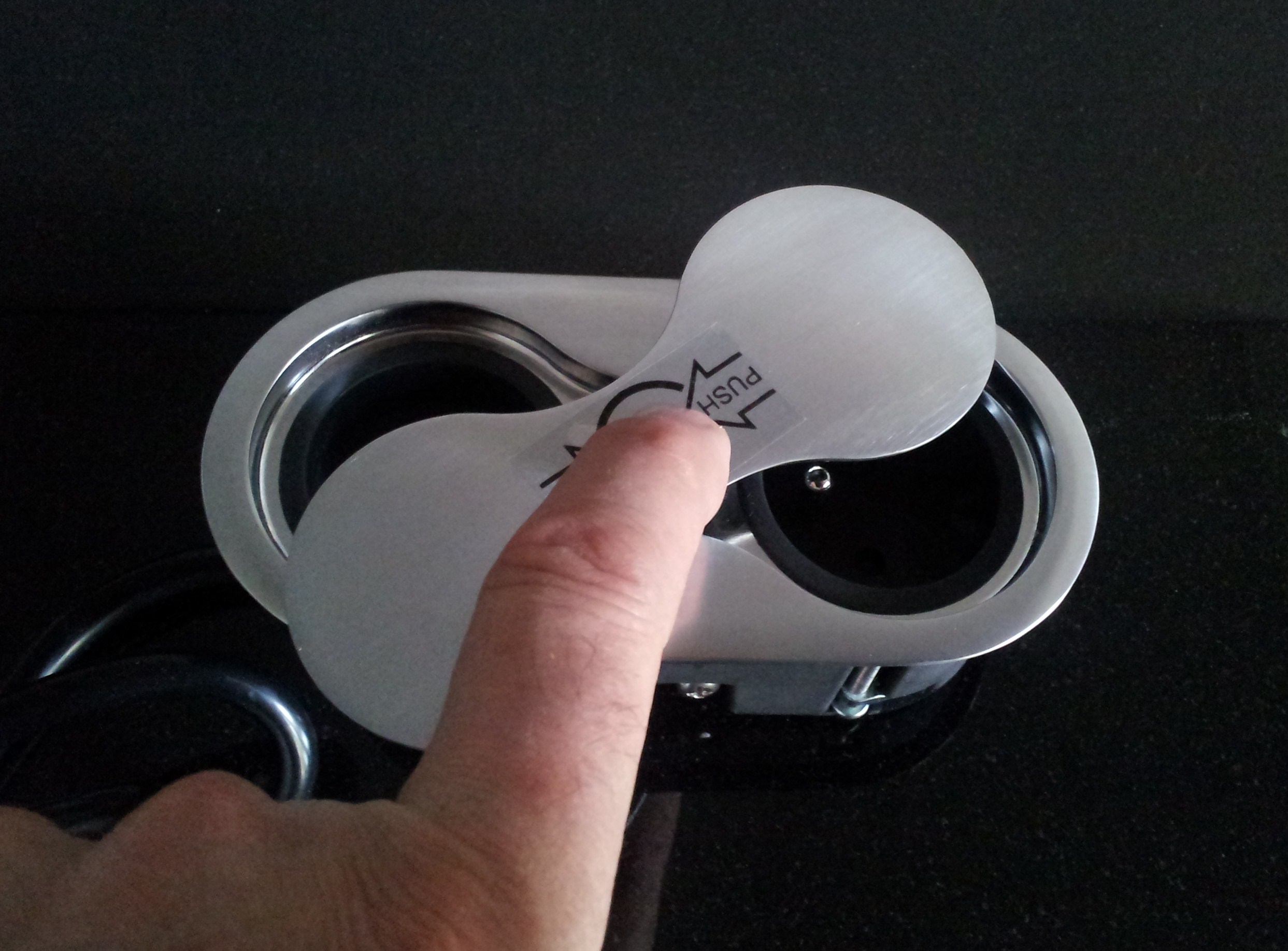 Bloc 2 prises affleurant EIGHT ( 6 coloris) – Image 10