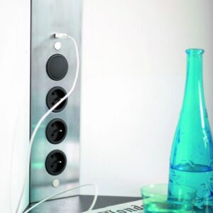 Bloc 3 prises d'angle + interrupteur avec ou sans port USB 5V