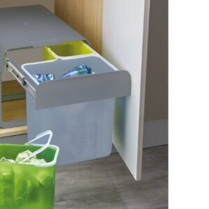 Poubelle tri sélectif 3 bacs (16-8-8 Litres)