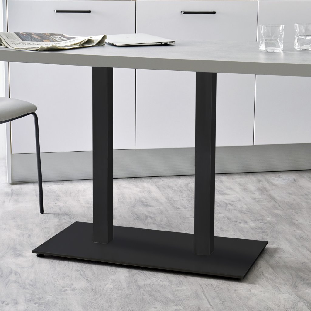 Double pied central carré en acier